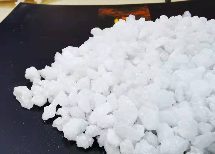 Корунд сплавленный белизной алюминиевой окиси материалов огнеупорных материалов белый 0-1ММ 1-3ММ