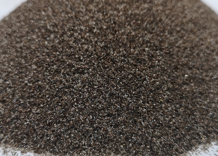 Хигх-денситы глинозем абразивного материала очищенный воздухом Ф36 Ф80 Сандбластинг сплавленный Брауном